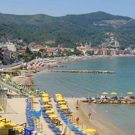 Mameli 42 450mt From The Sea - Happy Apartamento *